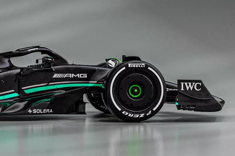Mercedes W14 detail