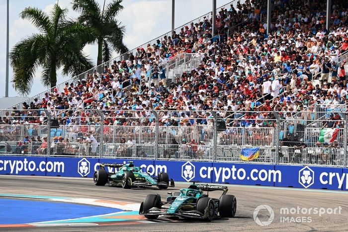 Lance Stroll, Aston Martin AMR22, Sebastian Vettel, Aston Martin AMR22