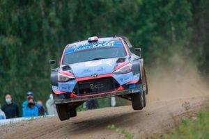 Pierre-Louis Loubet, Vincent Landais, Hyundai 2c Competition Hyundai i20 Coupe WRC