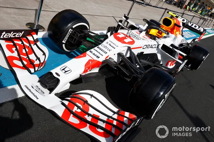 La nueva decoración del Red Bull Racing RB16B en Turquía