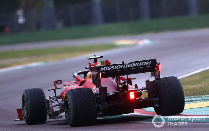 Carlos Sainz Jr., Ferrari SF21