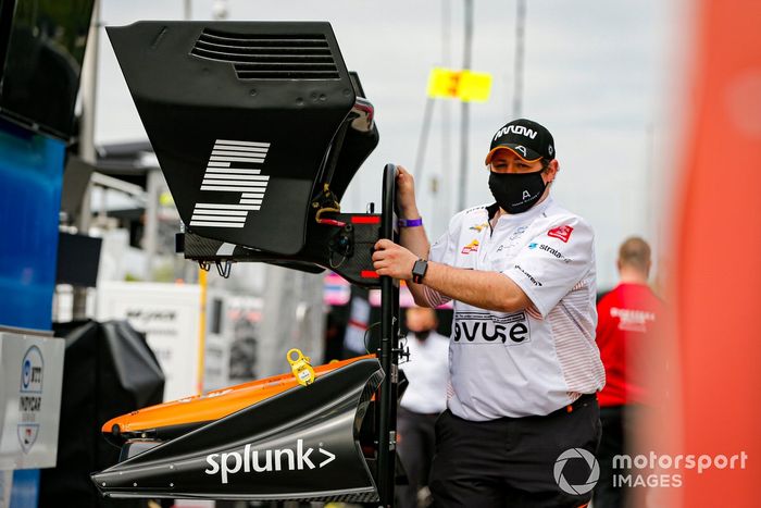 Patricio O'Ward, Arrow McLaren SP Chevrolet miembros del equipo