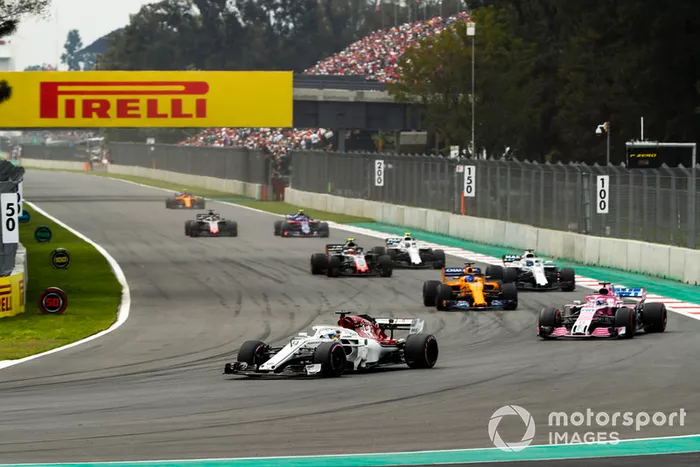 Marcus Ericsson, Sauber C37, Sergio Perez, Racing Point Force India VJM11, Fernando Alonso, McLaren MCL33, Lance Stroll, Williams FW41, Kevin Magnussen, Haas F1 Team VF-18, y Sergey Sirotkin, Williams FW41