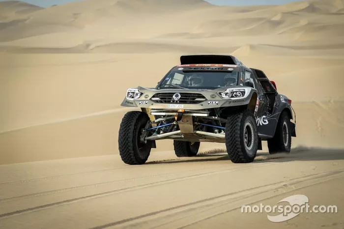 #335 Ssangyong: Oscar Fuertes, Diego Vallejo