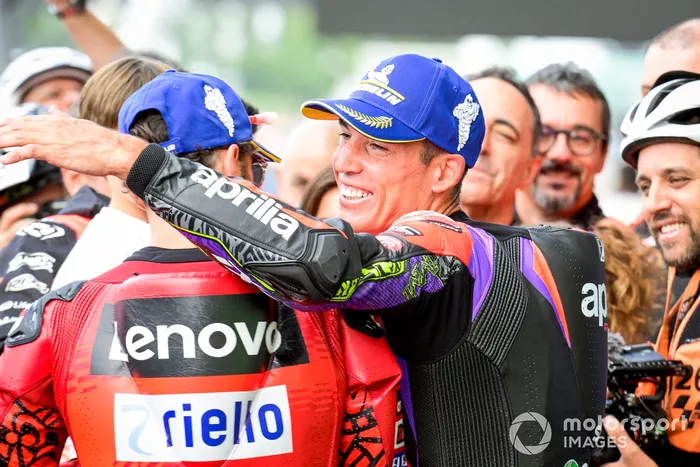 Aleix Espargaro, Aprilia Racing Team, Francesco Bagnaia, Ducati Team