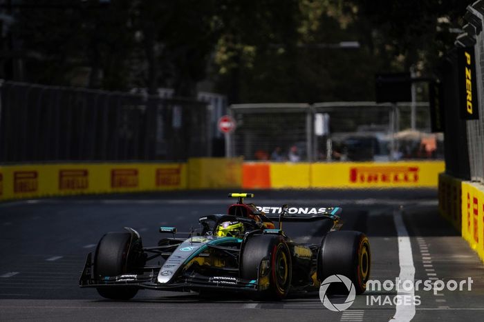 Lewis Hamilton, Mercedes F1 W15 