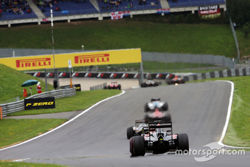 Jenson Button, McLaren MP4-31