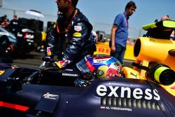 Max Verstappen, Red Bull Racing RB12 on the grid