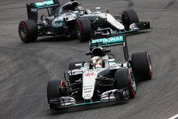 Льюис Хэмилтон, Mercedes AMG F1 W07 Hybrid