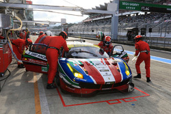 #71 AF Corse Ferrari 488 GTE: Davide Rigon, Sam Bird