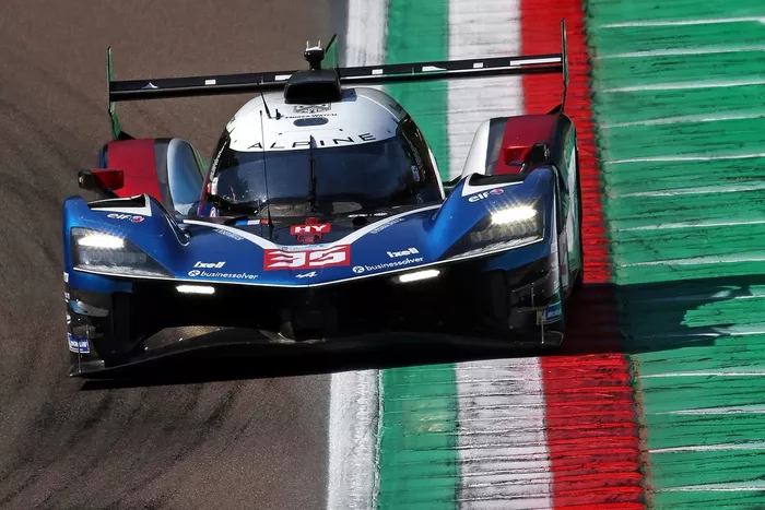 #35 Alpine Endurance Team Alpine A424: Antonio Felix Da Costa, Ferdinand Habsburg, Charles Milesi