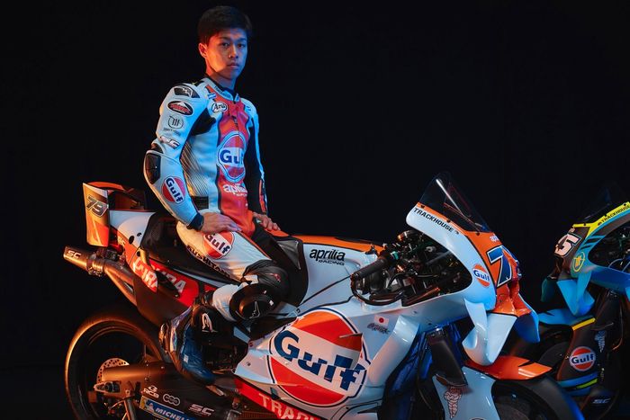 アイ・オグラ、トラックハウス・レーシング
