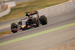 Карлос Сайнс, Scuderia Toro Rosso STR11