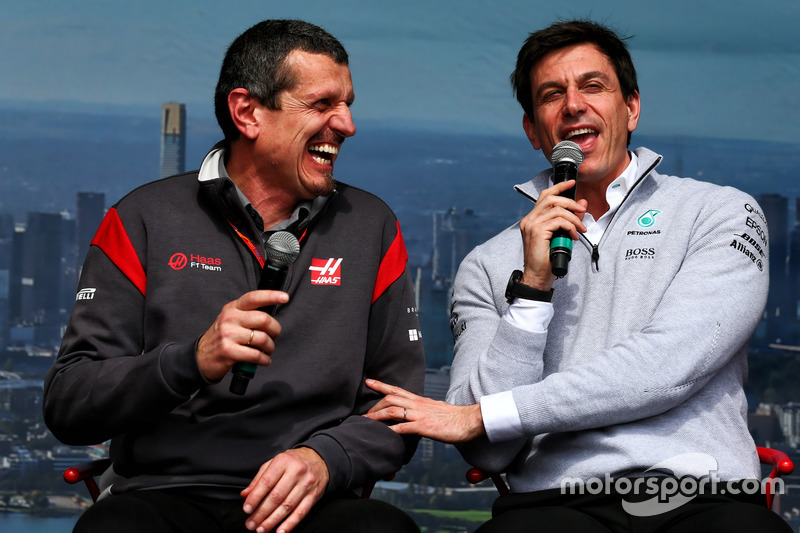 Керівник Haas F1 Гюнтер Штайнер, керівник Mercedes AMG F1 Тото Вольфф