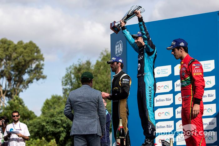 Podio: Ganador Sébastien Buemi, Renault e.Dams; segundo clasificado Jean-Eric Vergne, Techeetah; tercero clasificado Lucas di Grassi, ABT Schaeffler Audi Sport