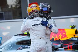 Pole sitter Lewis Hamilton, Mercedes AMG F1 celebrates in parc ferme, Valtteri Bottas, Mercedes AMG F1