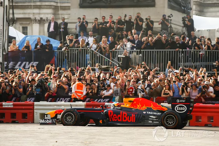 Daniel Ricciardo, Red Bull Racing