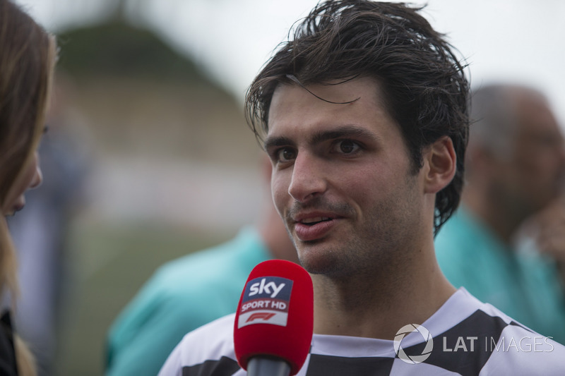 Carlos Sainz Jr., Renault Sport F1 Team