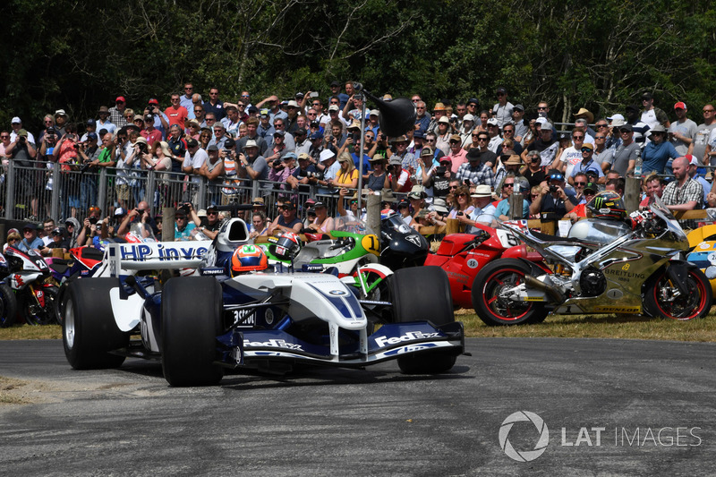 La Williams FW26B de 2004 pilotée par Karun Chandhok