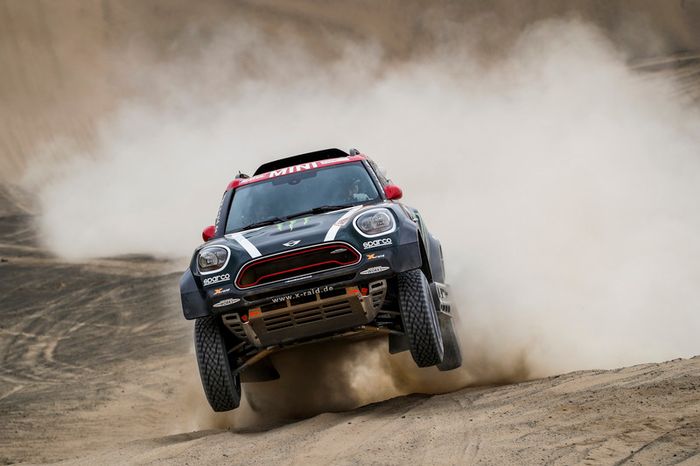 #302 X-Raid Team Mini: Nani Roma, Alex Haro