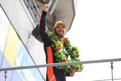 LMP2 podyum: Yarış galibi Jean-Eric Vergne, G-Drive Racing