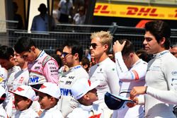 Marcus Ericsson, Sauber et Lance Stroll, Williams sur la grille