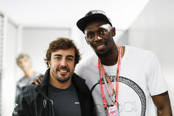 Fernando Alonso, McLaren, met Usain Bolt