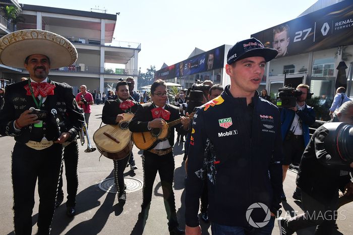 Max Verstappen, Red Bull Racing y los Mariachis