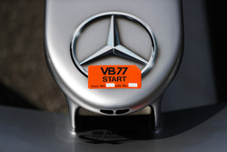 Logo de Mercedes logo en el coche de Valtteri Bottas Mercedes AMG F1 W09