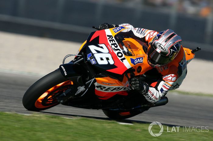 2007. Con victorias como la de ese año, empezó a forjarse la leyenda de Pedrosa como inalcanzable cuando cogía el liderato de una carrera.