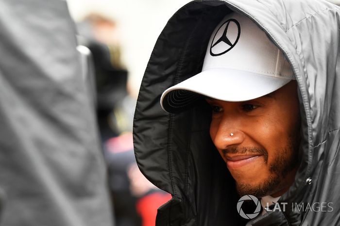 Lewis Hamilton, Mercedes AMG F1 después de su choque en la Q1