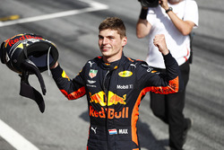 Max Verstappen, Red Bull Racing, 1e positie, viert zijn zege