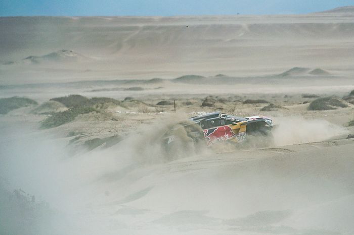 #303 Peugeot Sport Peugeot 3008 DKR: Carlos Sainz, Lucas Cruz