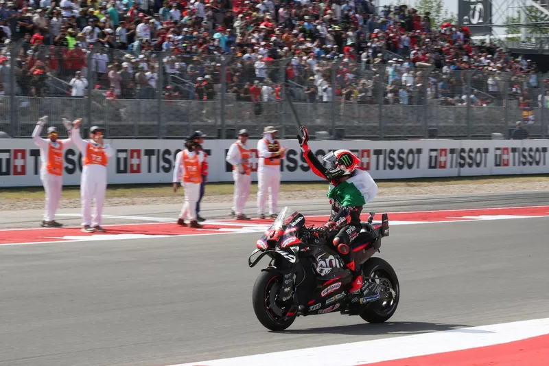 Marco Bezzecchi, Aprilia Racing
