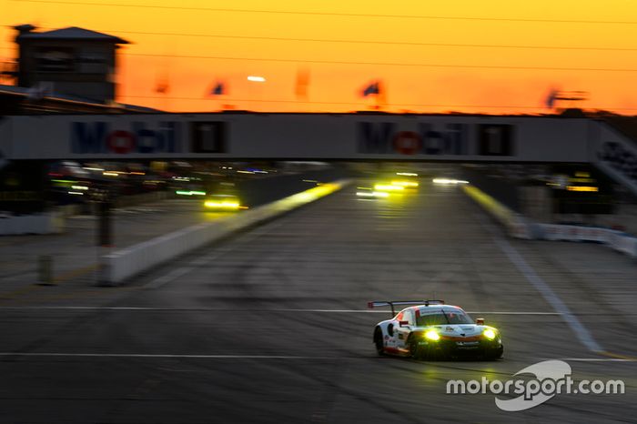 #912 Porsche Team North America Porsche 911 RSR: Kevin Estre, Laurens Vanthoor, Richard Lietz