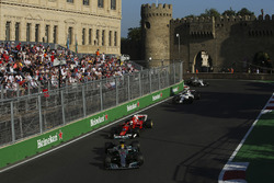 Льюіс Хемілтон, Mercedes AMG F1 W08, Себастьян Феттель, Ferrari SF70H, Феліпе Масса, Williams FW40