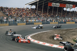 Niki Lauda, BRM P160E pist dışına çıkıyor, Chris Amon, Tecno PA123B, Emerson Fittipaldi, Lotus 72E F