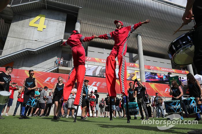 El espectáculo no faltó