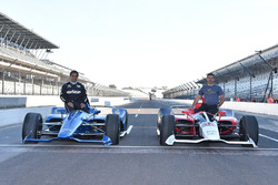 IndyCars für 2018 von Chevrolet und Honda mit Juan Pablo Montoya und Oriol Servia