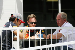 Карлос Сайнс мл., Scuderia Toro Rosso, Кристиан Хорнер, руководитель Red Bull Racing и доктор Хельму
