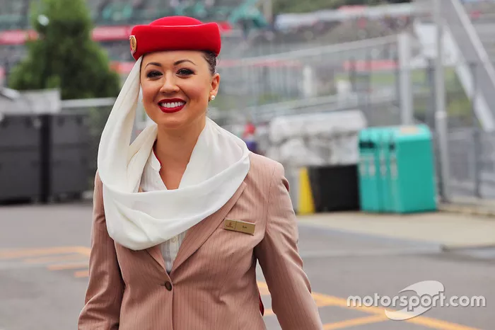 Grid girl