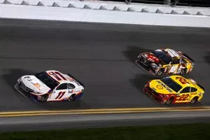 Denny Hamlin, Joe Gibbs Racing, Toyota Camry FedEx Express