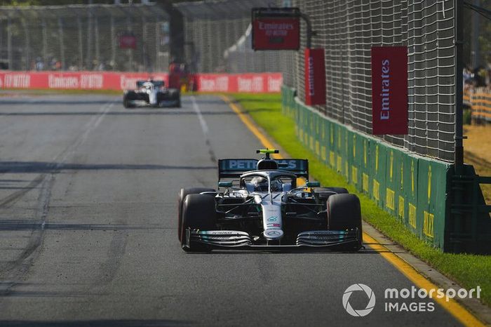 Valtteri Bottas, Mercedes AMG W10,  Lewis Hamilton, Mercedes AMG F1 W10