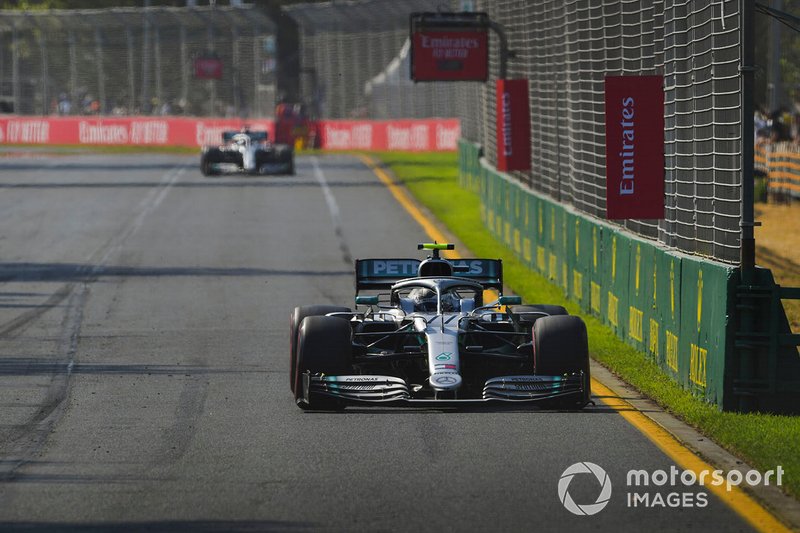 Valtteri Bottas, Mercedes AMG W10, Lewis Hamilton, Mercedes AMG F1 W10