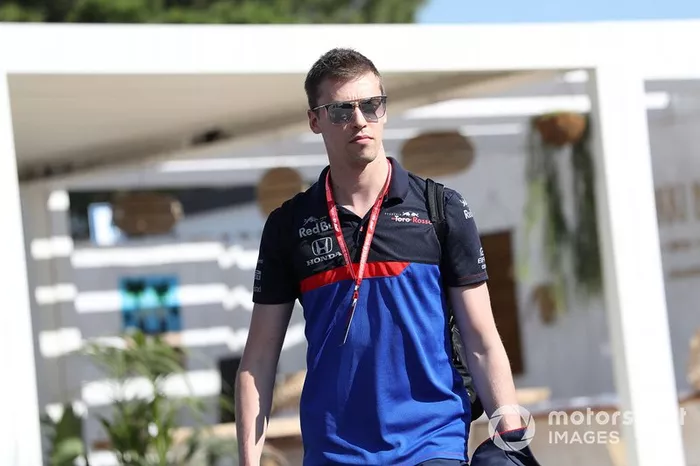 Daniil Kvyat, Toro Rosso: 750.000 euros