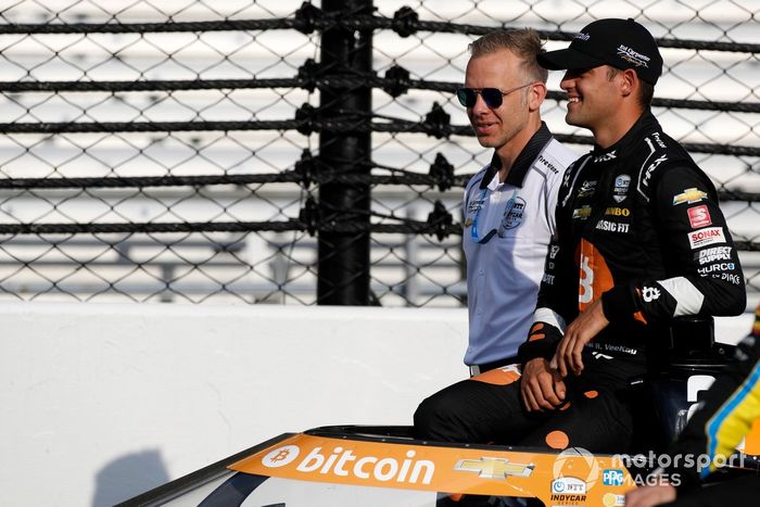 Rinus VeeKay, Ed Carpenter Racing Chevrolet y el propietario del equipo Ed Carpenter