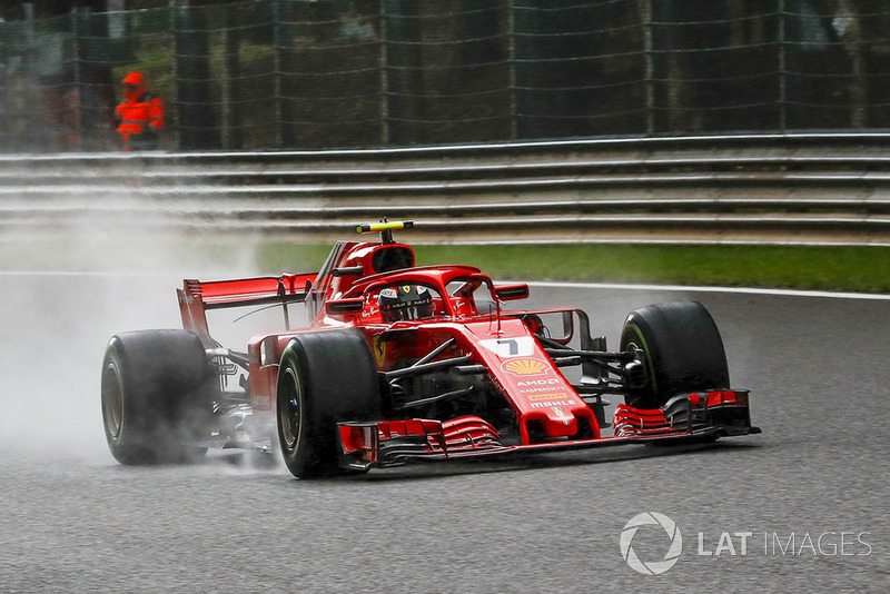 6: Kimi Raikkonen, Ferrari SF71H, 2'02.671