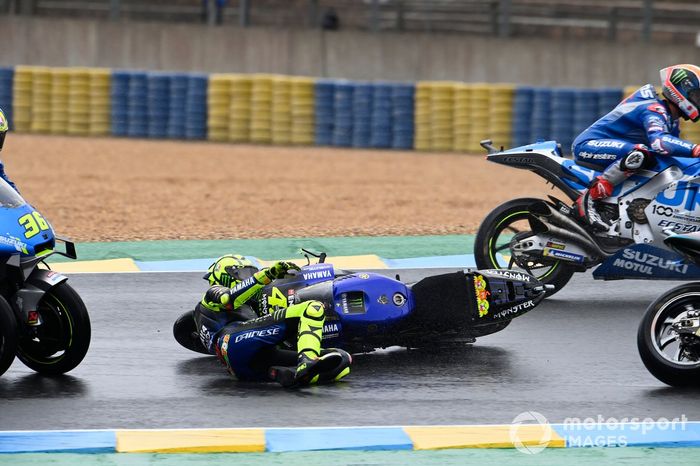 Crash de Valentino Rossi, Yamaha Factory Racing