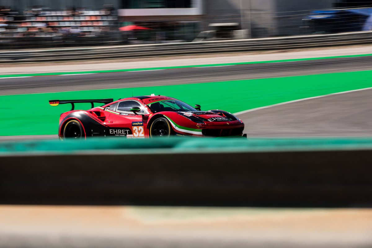 #32 Rinaldi Racing Ferrari F488 GTE EVO: Pierre Ehret, Diego Alessi, Nicolas Varrone