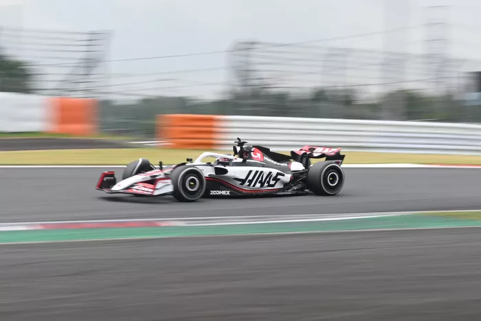 坪井翔、ハースVF-23